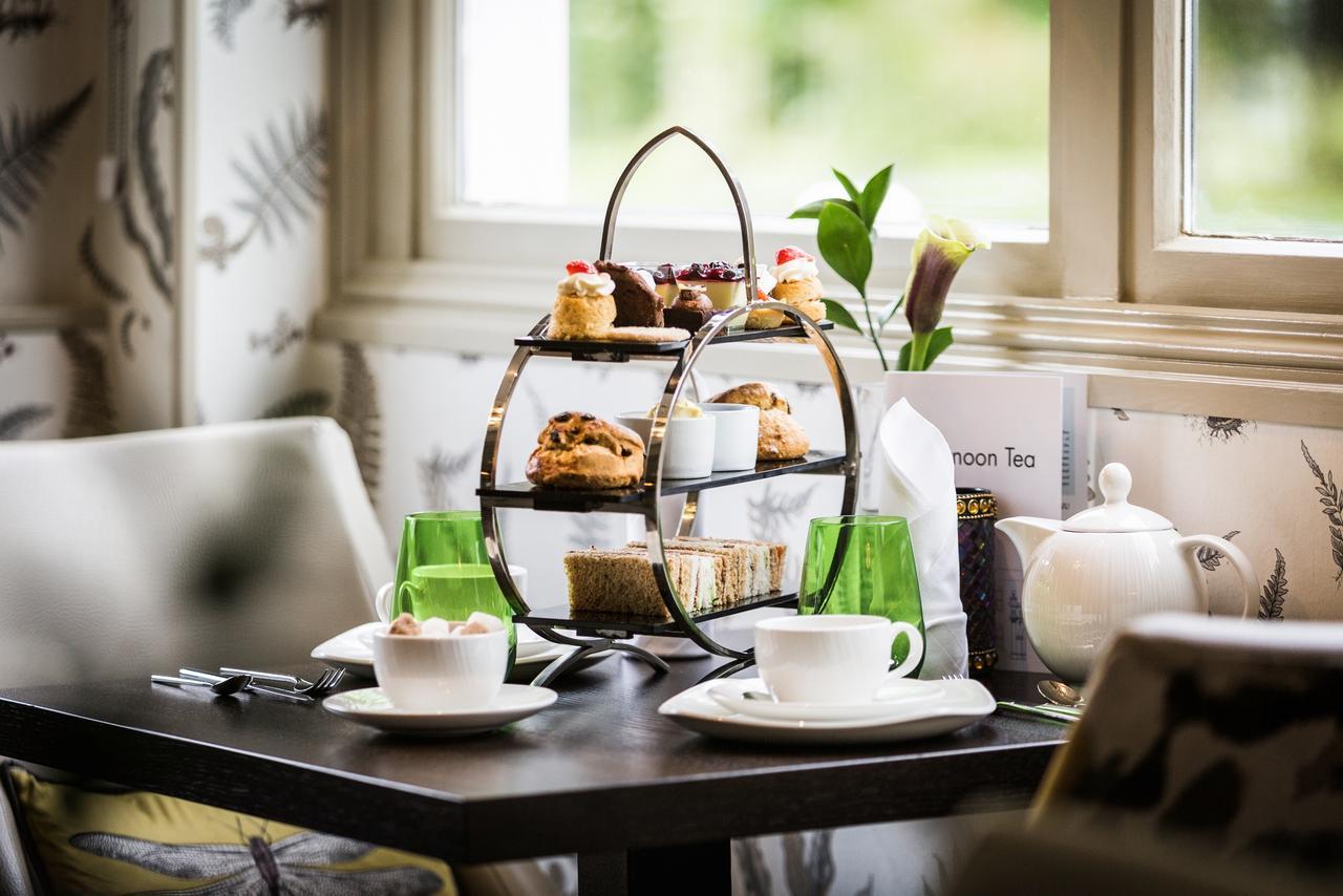 Worldhotels Distinctive Woughton House Hotel Milton Keynes Eksteriør billede
