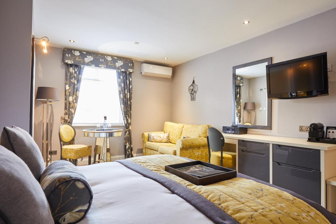 Worldhotels Distinctive Woughton House Hotel Milton Keynes Eksteriør billede