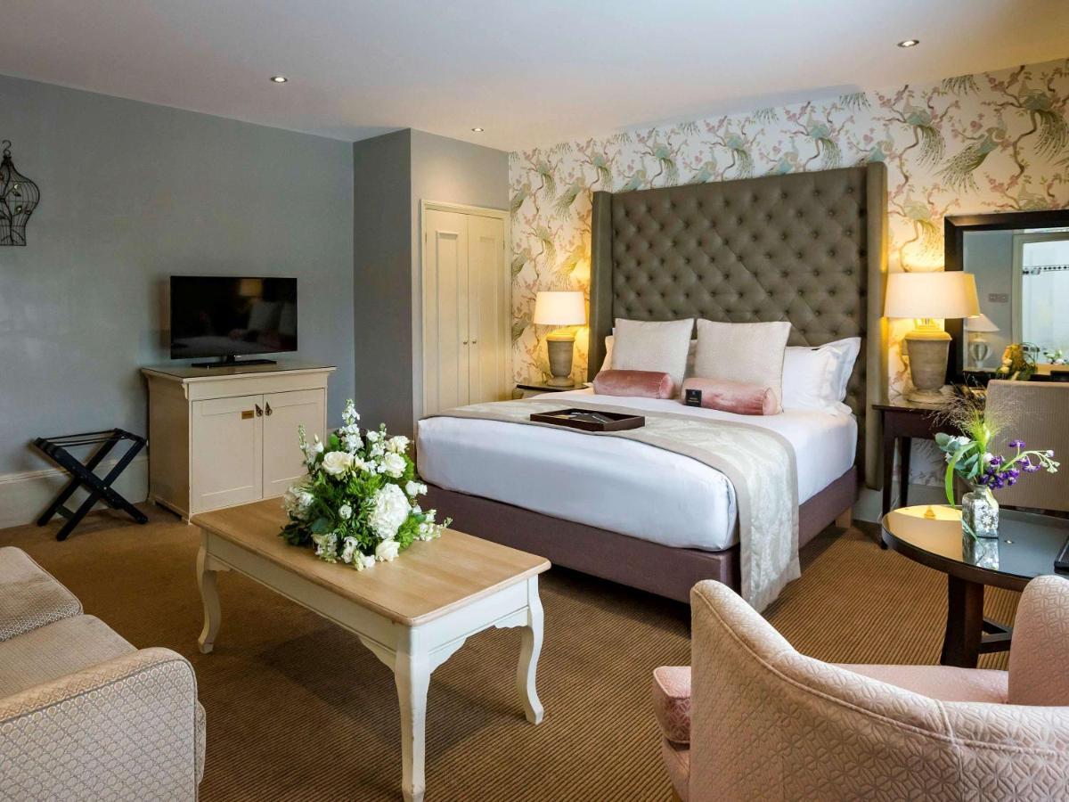 Worldhotels Distinctive Woughton House Hotel Milton Keynes Eksteriør billede