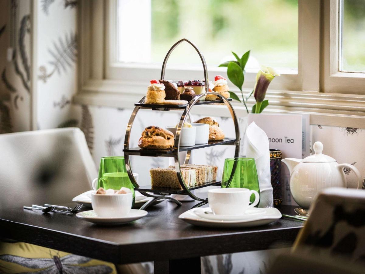 Worldhotels Distinctive Woughton House Hotel Milton Keynes Eksteriør billede